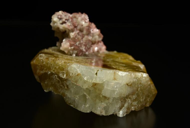 BARITE with DOLOMITE